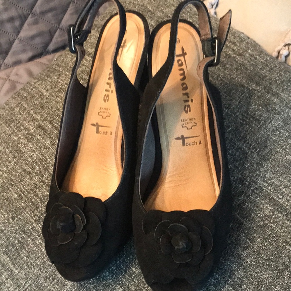 Tamaris Suede Peeptoe